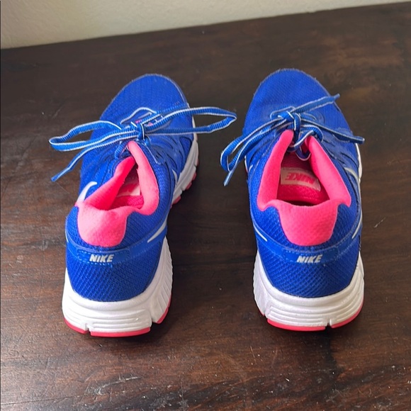 Nike Blue and Pink Athletic Shoes with Mesh Uppers - Picture 5 of 11